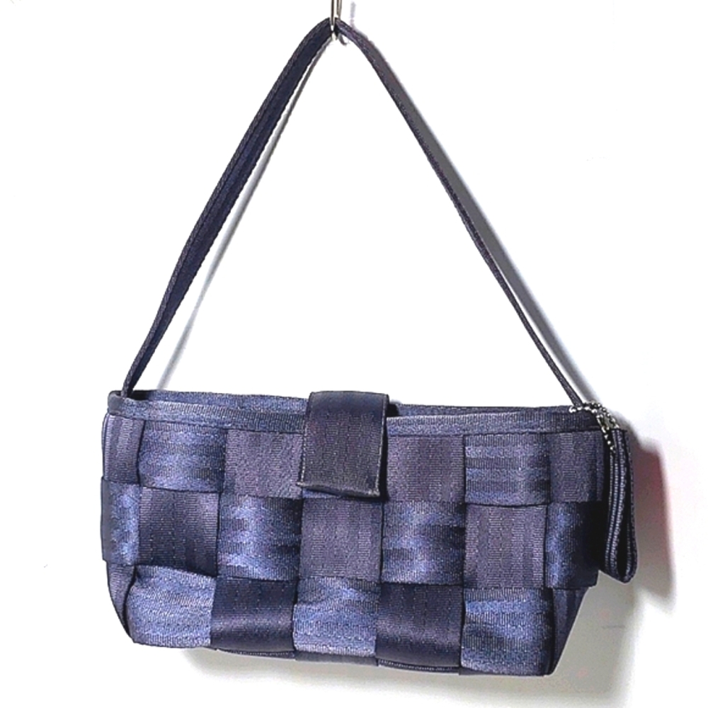 The Original Detroit by Harvey's Seatbelt Bag Handbag Purse